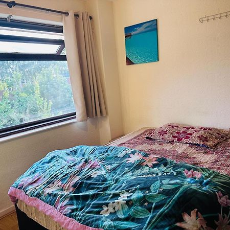 Budget Rooms - Near City Center Бірмінгем Екстер'єр фото